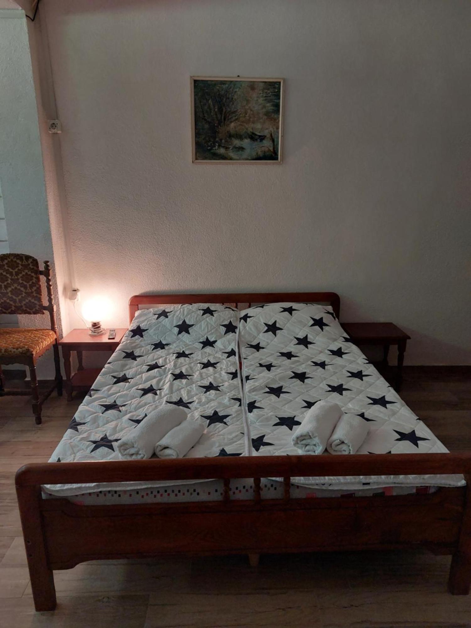 Vila Visni Łagadin Zewnętrze zdjęcie